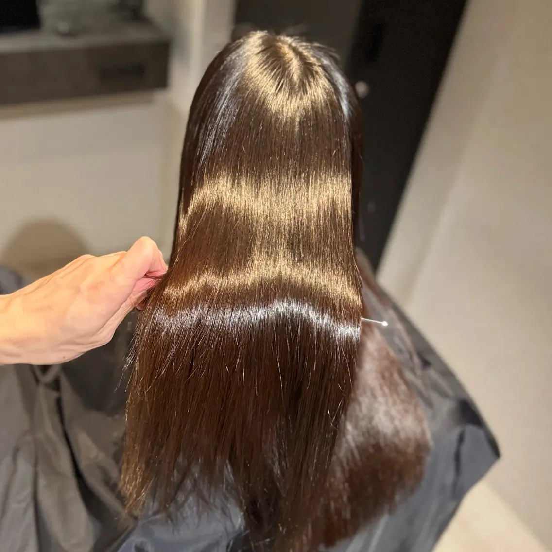 ロング パーマ 髪質改善 韓国風ヘア 縮毛矯正 トリートメント ヘアカラー トリートメント 髪質改善Ⅰ透明感 艶カラーⅠたつやのヘアスタイル