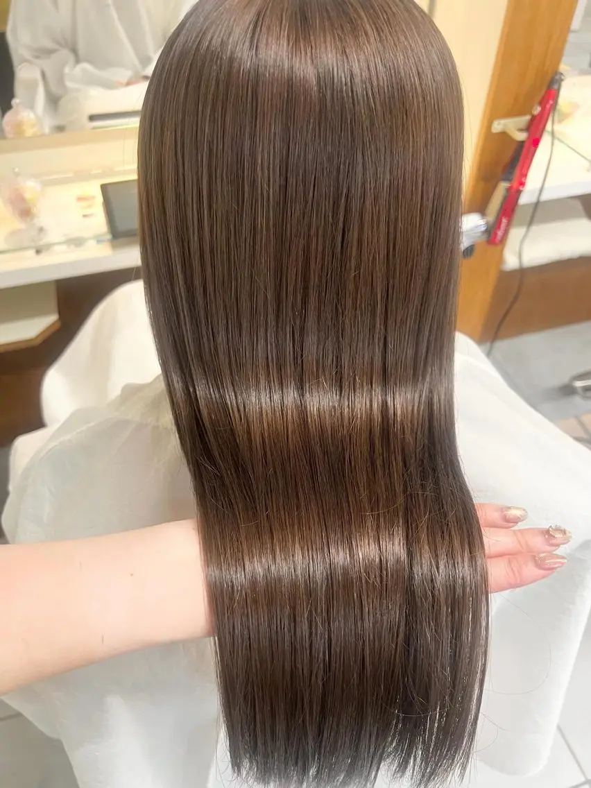 ロング 縮毛矯正 石川 心渚のヘアスタイル