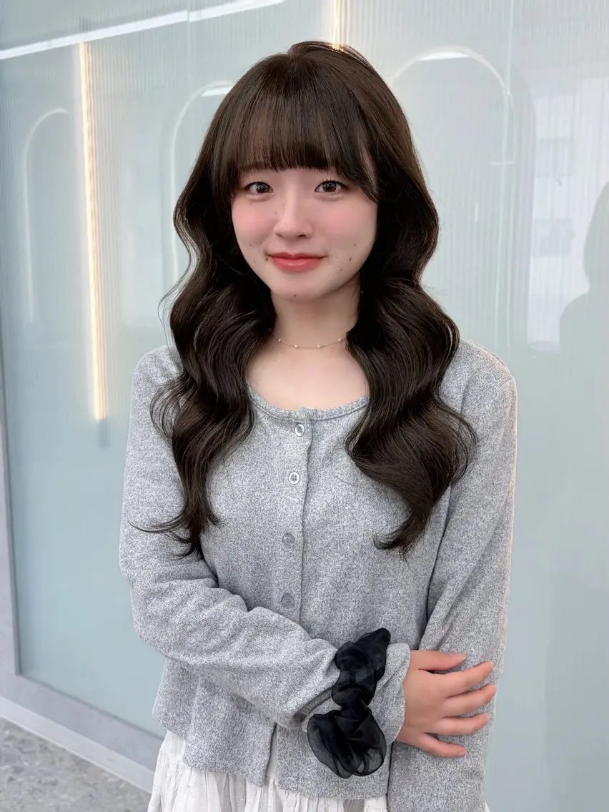 ロング カラー 透明感カラー オリーブカラー くびれヘア 顔周りカット ヨシンモリ カット ヘアカラー saya🍀/透明感 カラー/ヘアセットのヘアスタイル