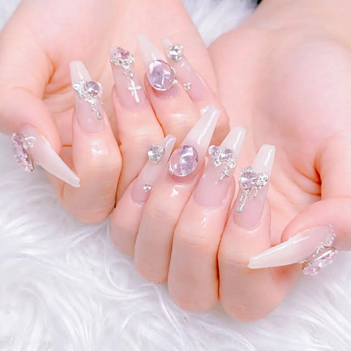 ネイル チークネイル 長さ出し フラッシュネイル フレンチネイル グラデーション ハンドネイル AN NAIL SALONのネイルデザイン