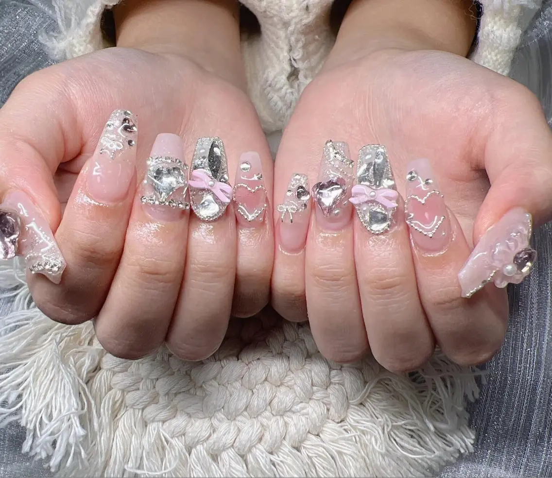ネイル オーロラネイル チークネイル 長さ出し フットネイル フレンチネイル Lee Nails チップ長さだし専門店のネイルデザイン