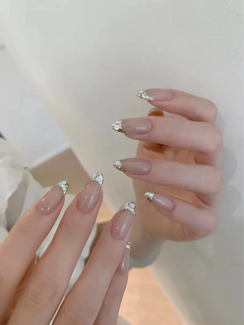 ネイル フレンチネイル ガラスフレンチ キラキラネイル BabyYouMi nailのネイルデザイン