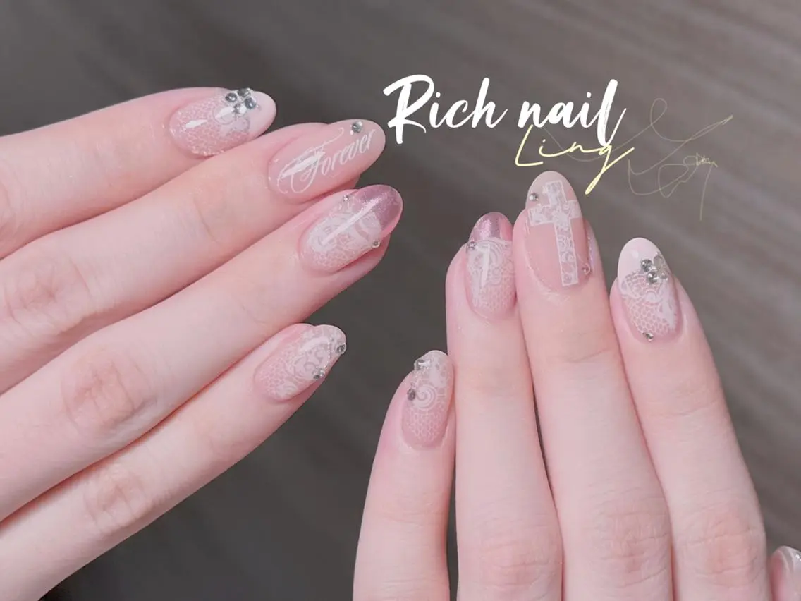ネイル ハンドネイル ハンドケア Rich Nail 🤲🏻梨央のネイルデザイン