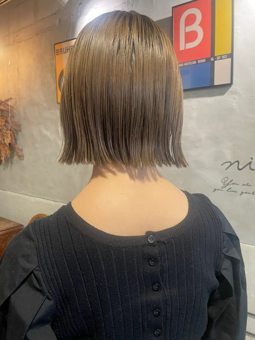 ショート カラー ブリーチ 髪質改善 カット ヘアカラー トリートメント ayane⭐️ボブ・ ショート・パーマのヘアスタイル