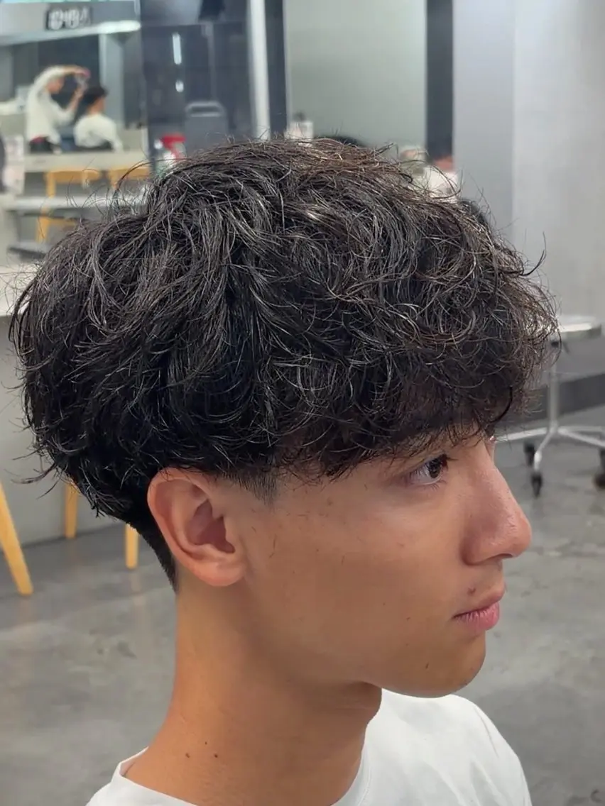ショート パーマ メンズ メンズパーマ カット パーマ パーマ特化 神谷和輝のヘアスタイル