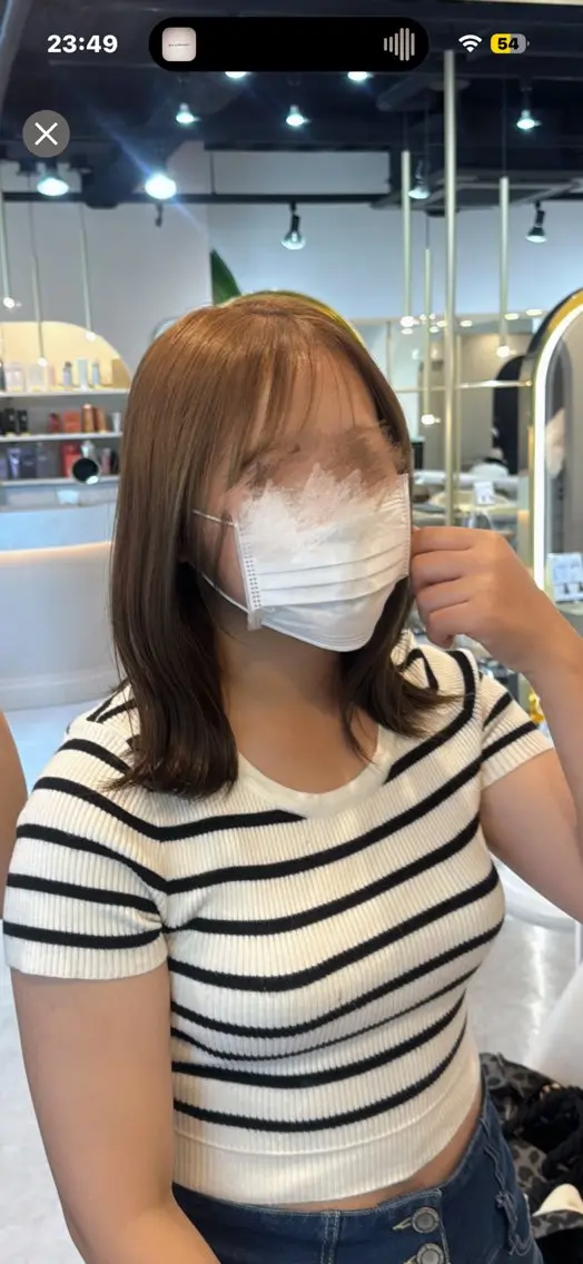 ミディアム カラー ベージュカラー ブリーチ ミルクティーベージュ ブリーチなしカラー Hiyori /艶カラーのヘアスタイル