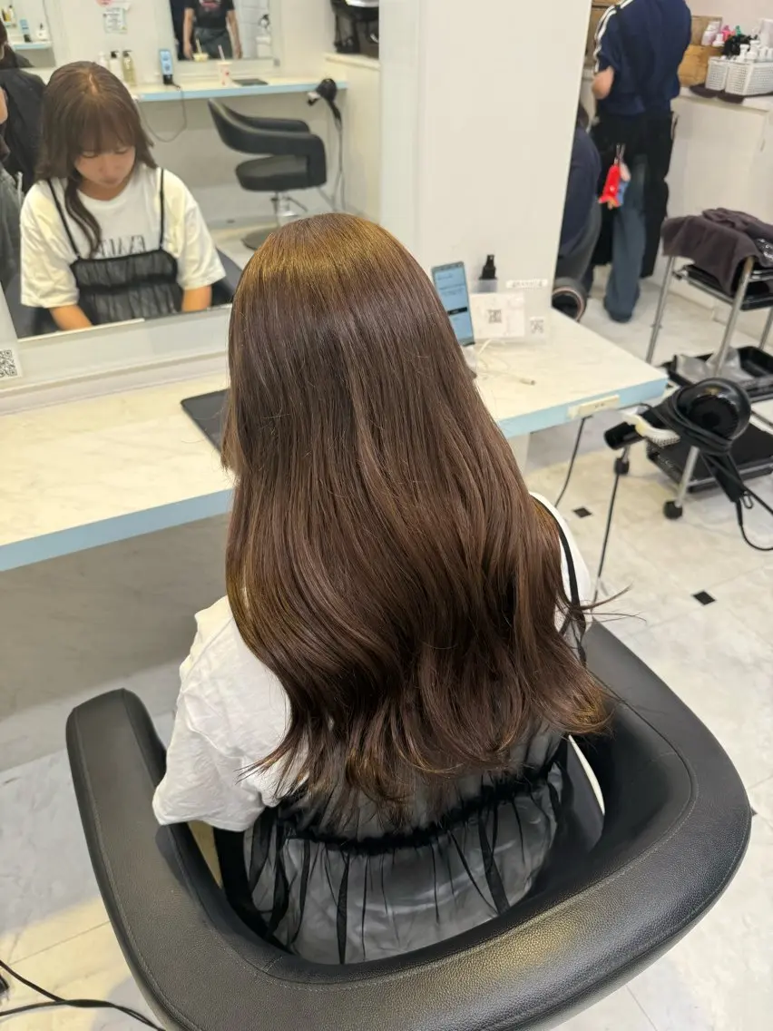 ロング カラー ヘアカラー 🤎モテ髪&透明感 ミルクティー🥣🤎のヘアスタイル