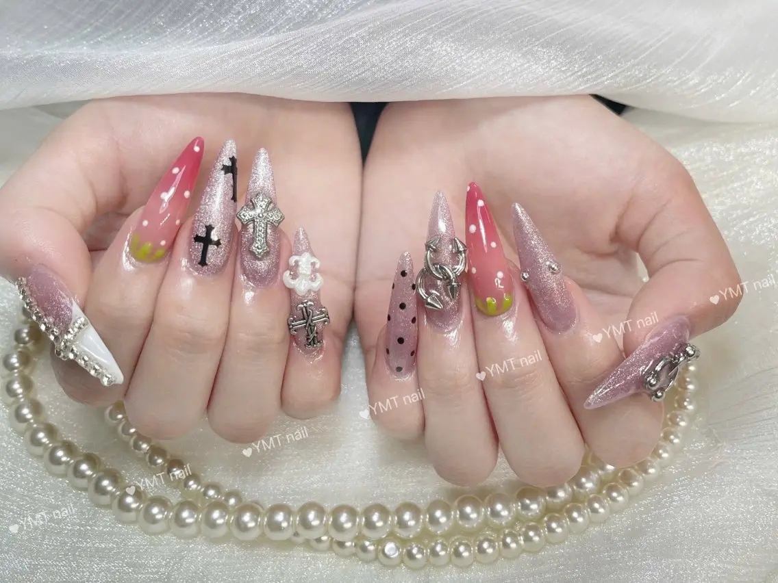 ネイル 長さ出し フットネイル ジェルネイル 韓国ネイル マグネットネイル ハンドネイル YMT NailStudioのネイルデザイン