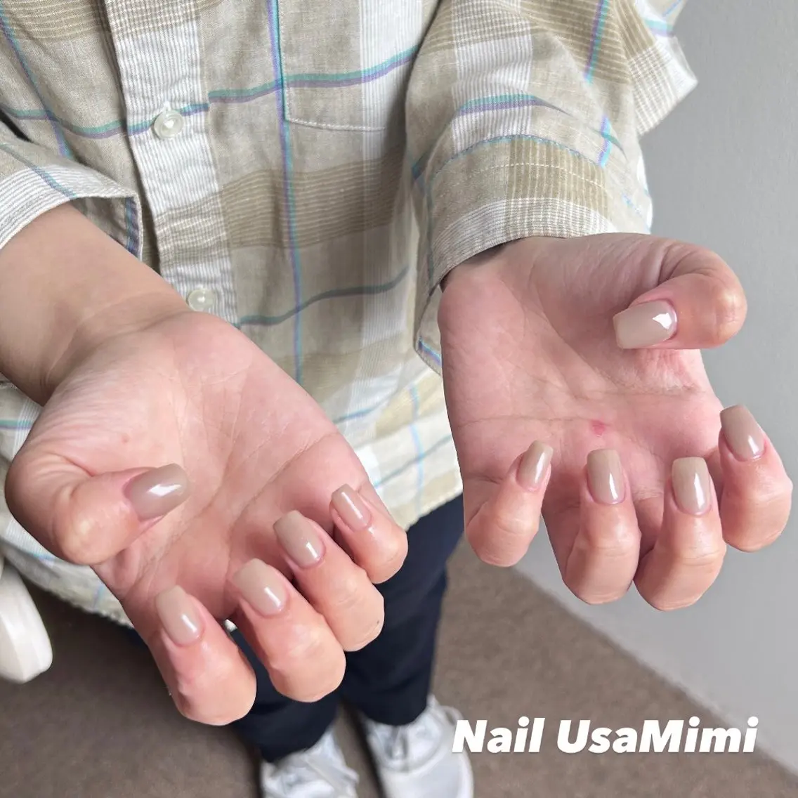 ネイル ジェルネイル マグネットネイル 持ち込み ワンカラーネイル パラジェル 本町ネイルNail UsaMimiのネイルデザイン