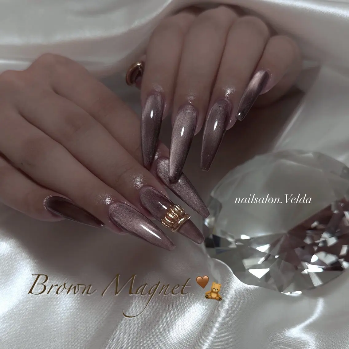 ネイル ブラウン マグネットネイル ハンドネイル 💎Rina💎 自宅サロン💅🏽のネイルデザイン