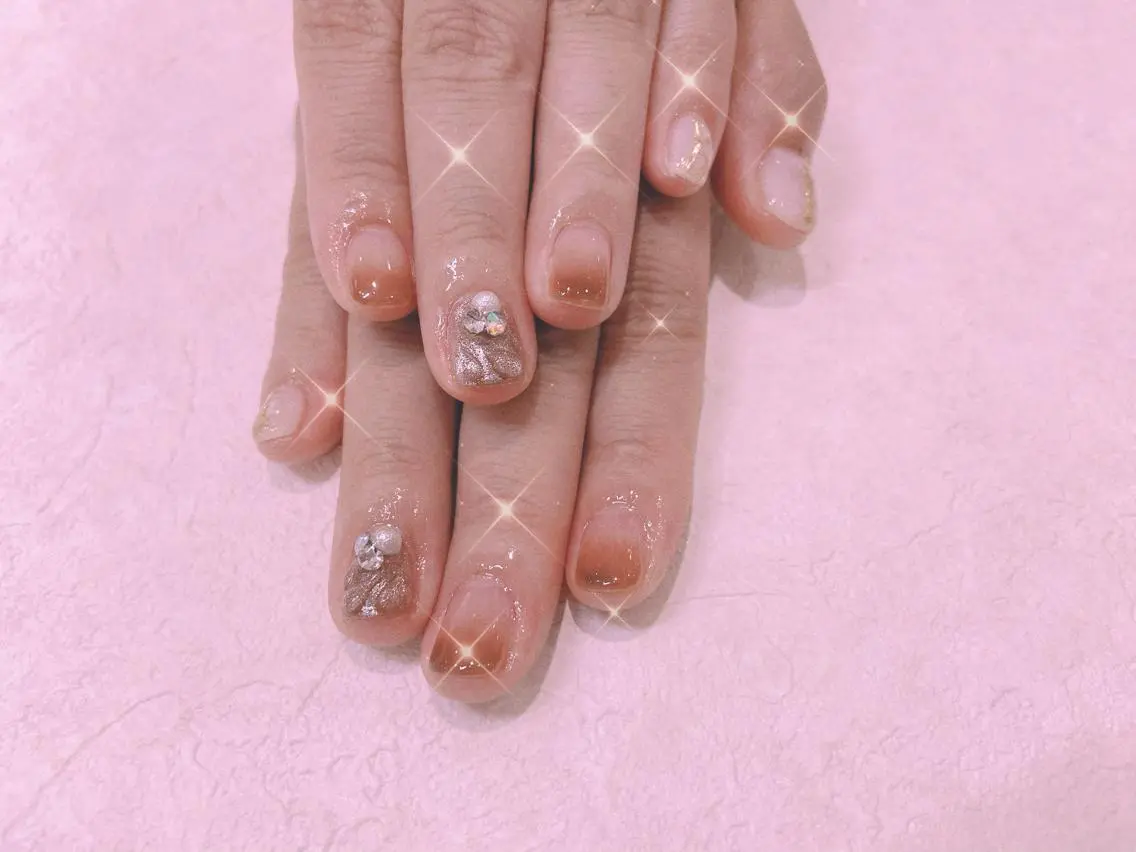 ネイル アートネイル フラッシュネイル フラワーネイル フットネイル フレンチネイル Moci Nail Salonのネイルデザイン