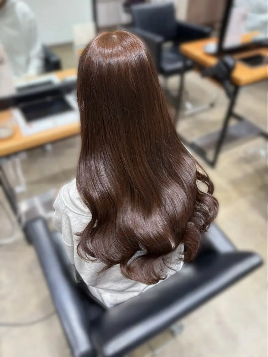 ロング カラー ヘアカラー トリートメント 中谷 美月のヘアスタイル