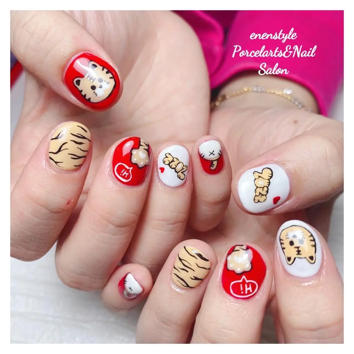 ミディアム ネイル 🐾enen style 🐾のネイルデザイン