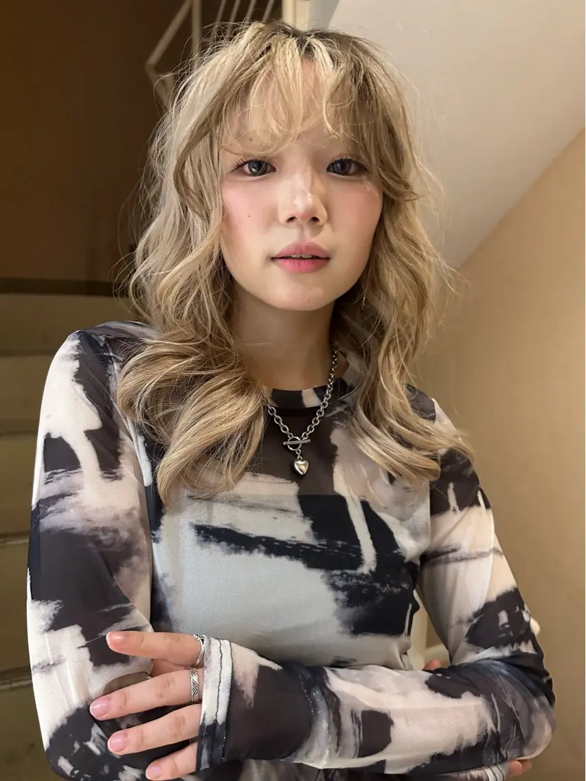 🌼初来店🌼ケアブリーチ➕オンカラー(ブリーチ回数無制限)の写真