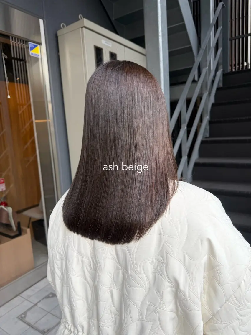 セミロング カット ヘアカラー トリートメント 髪質改善/赤み消し ベージュ/ボブのヘアスタイル