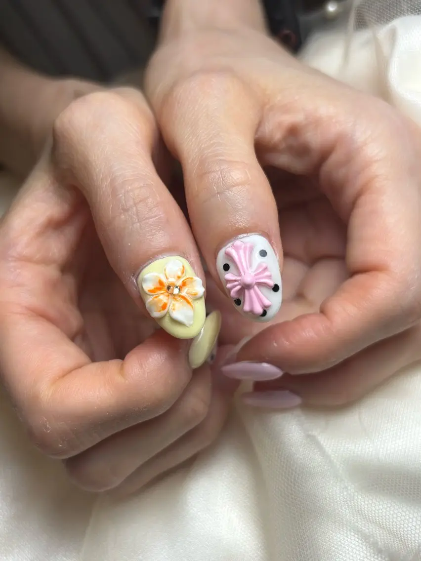 ネイル ハンドネイル フットネイル Nailroom tinoのネイルデザイン