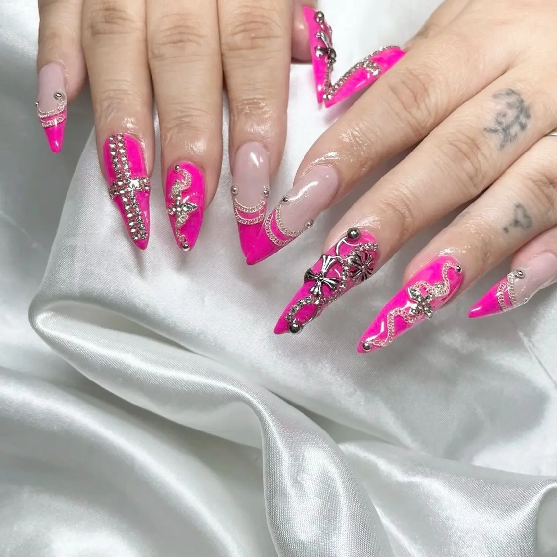 ネイル ハンドネイル Mynail プライベートサロンのネイルデザイン