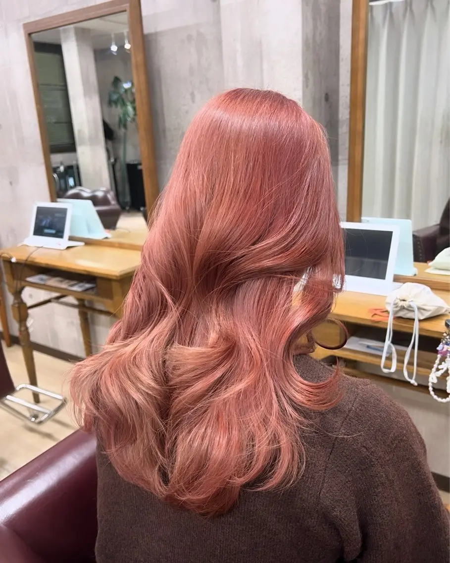 ロング カラー ベージュカラー ブラウンカラー カット ヘアカラー トリートメント 頓所 大昂のヘアスタイル