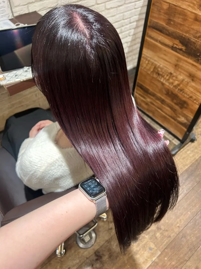 ロング カラー maya ( マヤ )のヘアスタイル