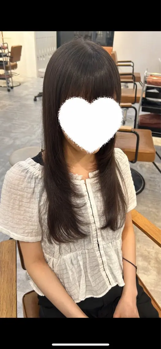 ロング 西山 るいのヘアスタイル