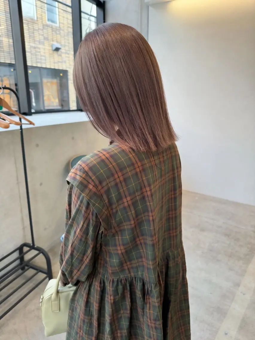 ショート カラー ヘアアレンジ ミニボブ/ブリーチ 🌈MISATOのヘアスタイル