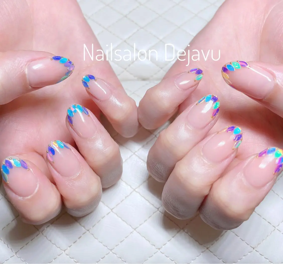 ネイル アートネイル フレンチネイル ジェルネイル ワンカラーネイル Nail salon Dejavu 🌿のネイルデザイン