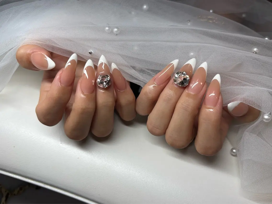ネイル フレンチネイル 門真市ネイルサロン♡ KUMI.HANAのネイルデザイン