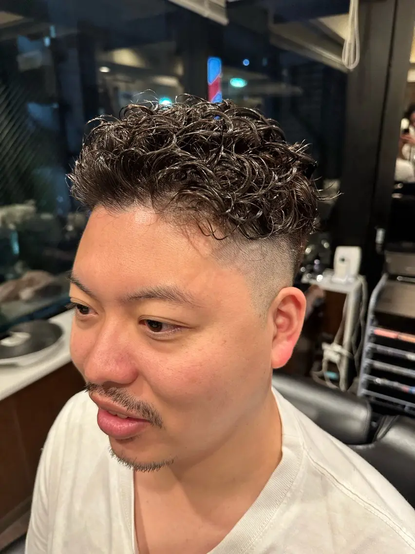 パーマ メンズ カット パーマ 室橋 広人のヘアスタイル