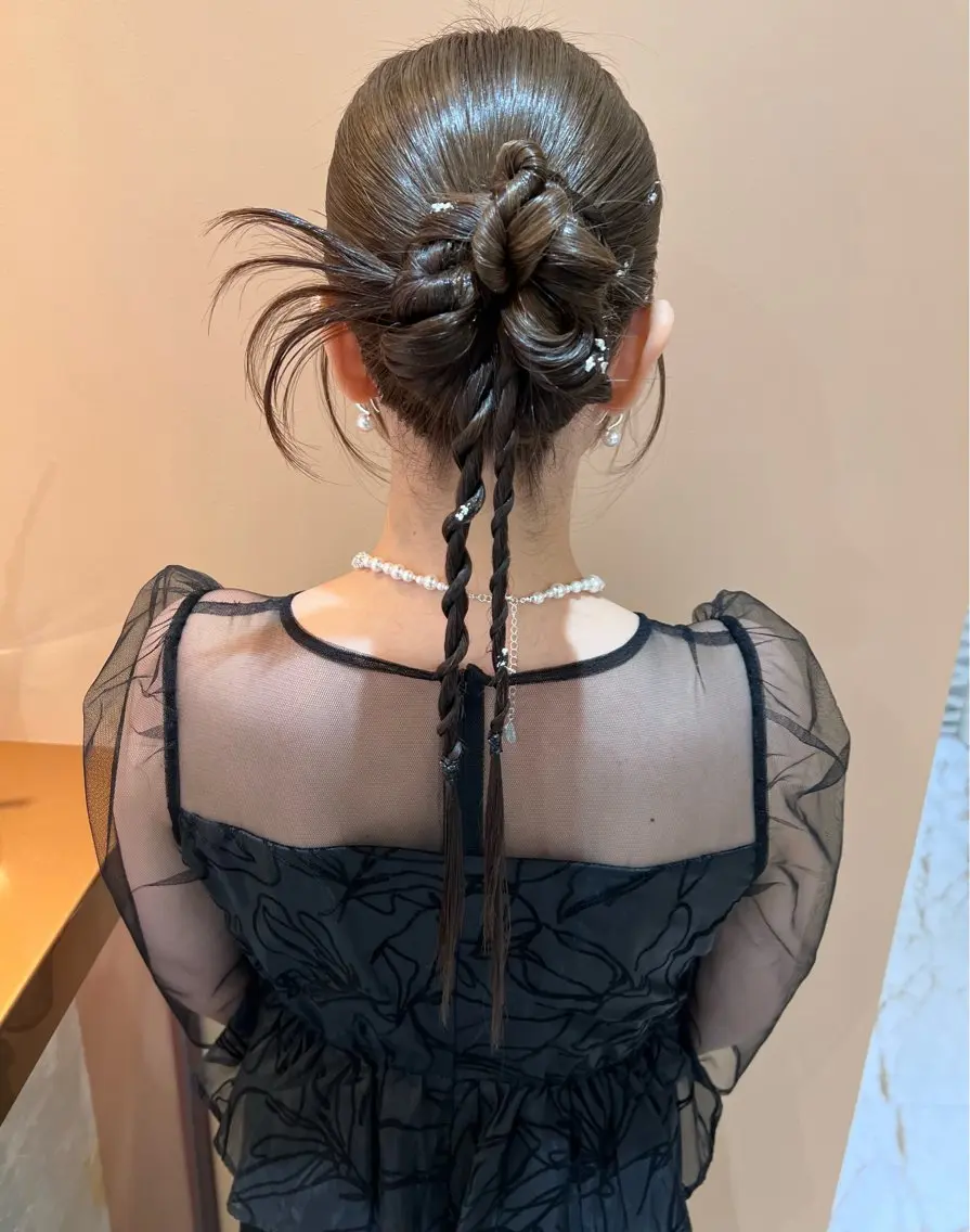 ロング カラー ヘアアレンジ 結婚式・ブライダル ヘアセット ✨カチモリ✨レイヤー 韓国ヘア🇰🇷ゆいのヘアスタイル