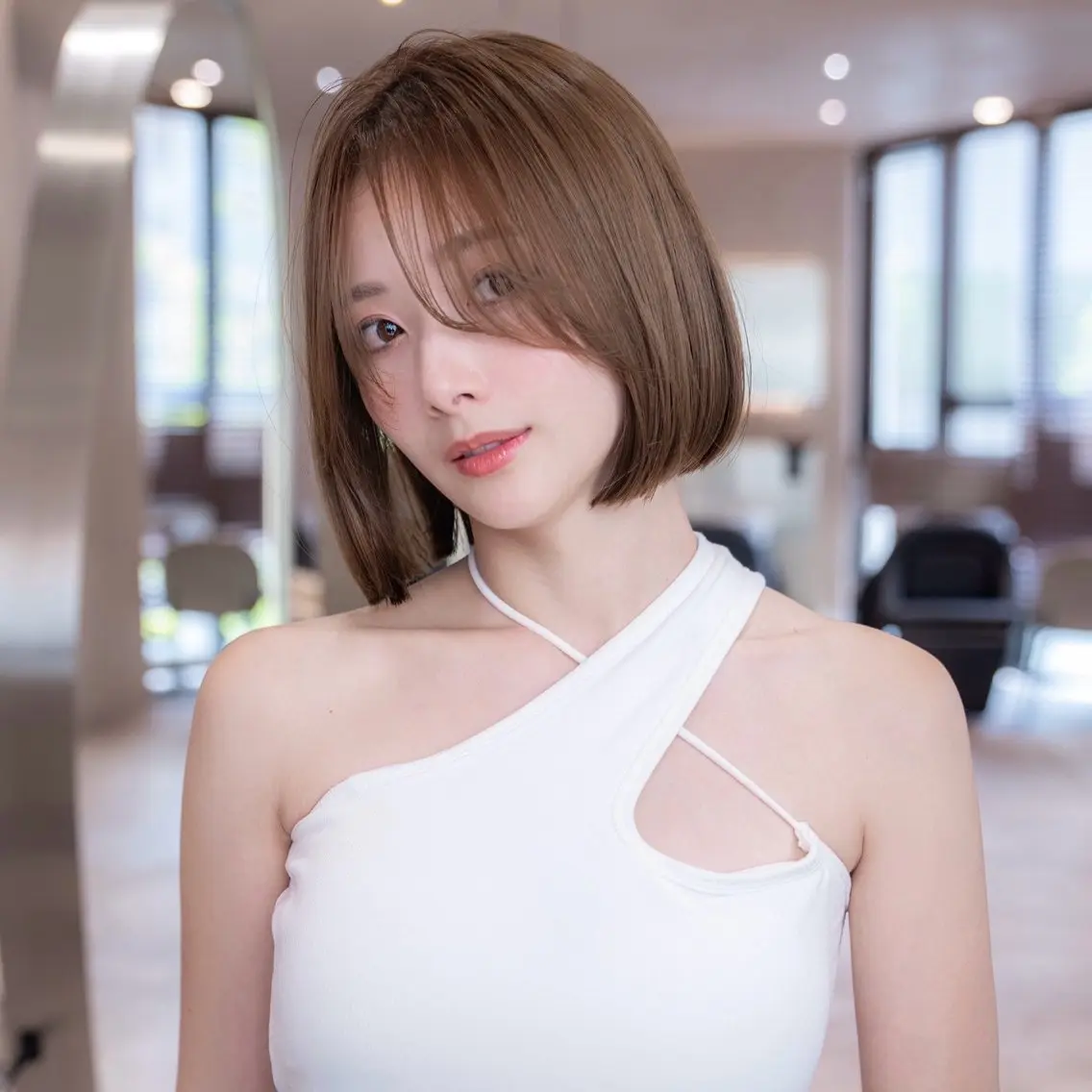 ミディアム カラー 切りっぱなしボブ ショートボブ ボブレイヤー ボブ くびれヘア カット ヘアカラー トリートメント 田中航平/渋谷ボブ/ レイヤーボブのヘアスタイル