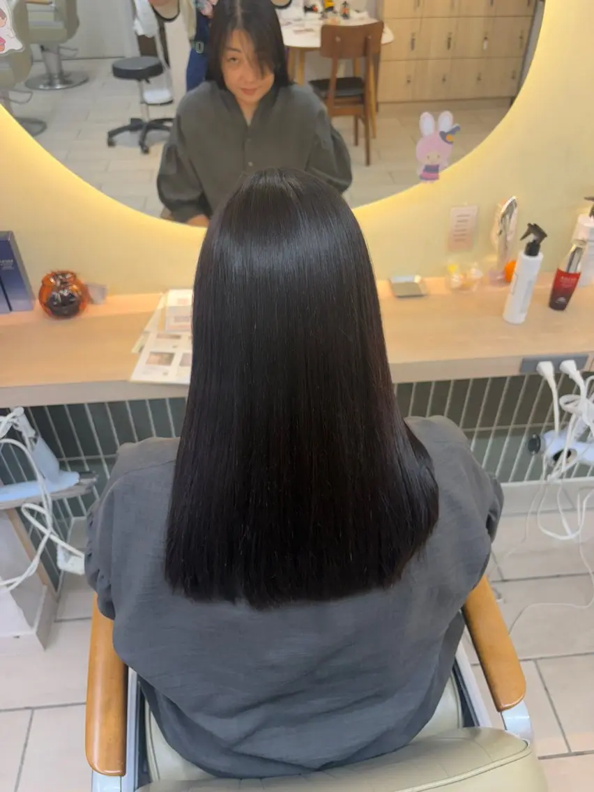 ロング カラー 鈴木 珠奈のヘアスタイル