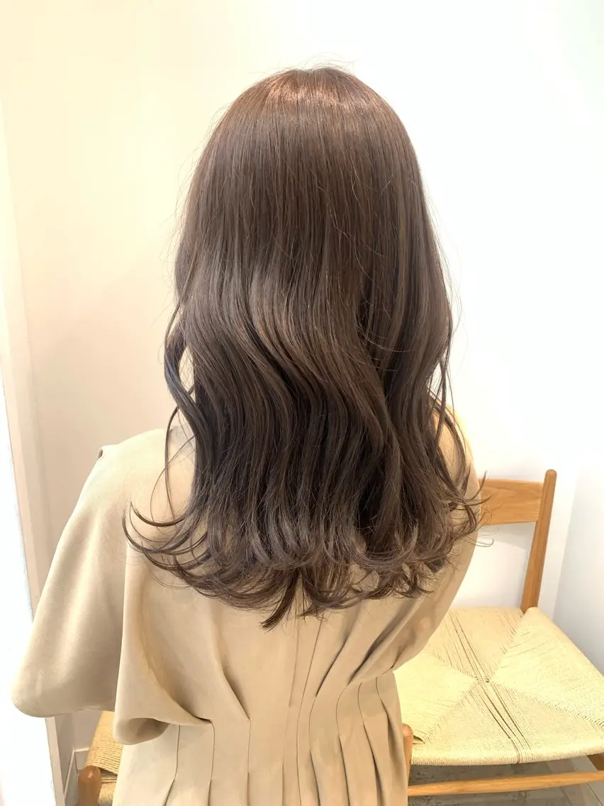 セミロング カラー ヘアアレンジ カット ヘアカラー トリートメント yuka .のヘアスタイル