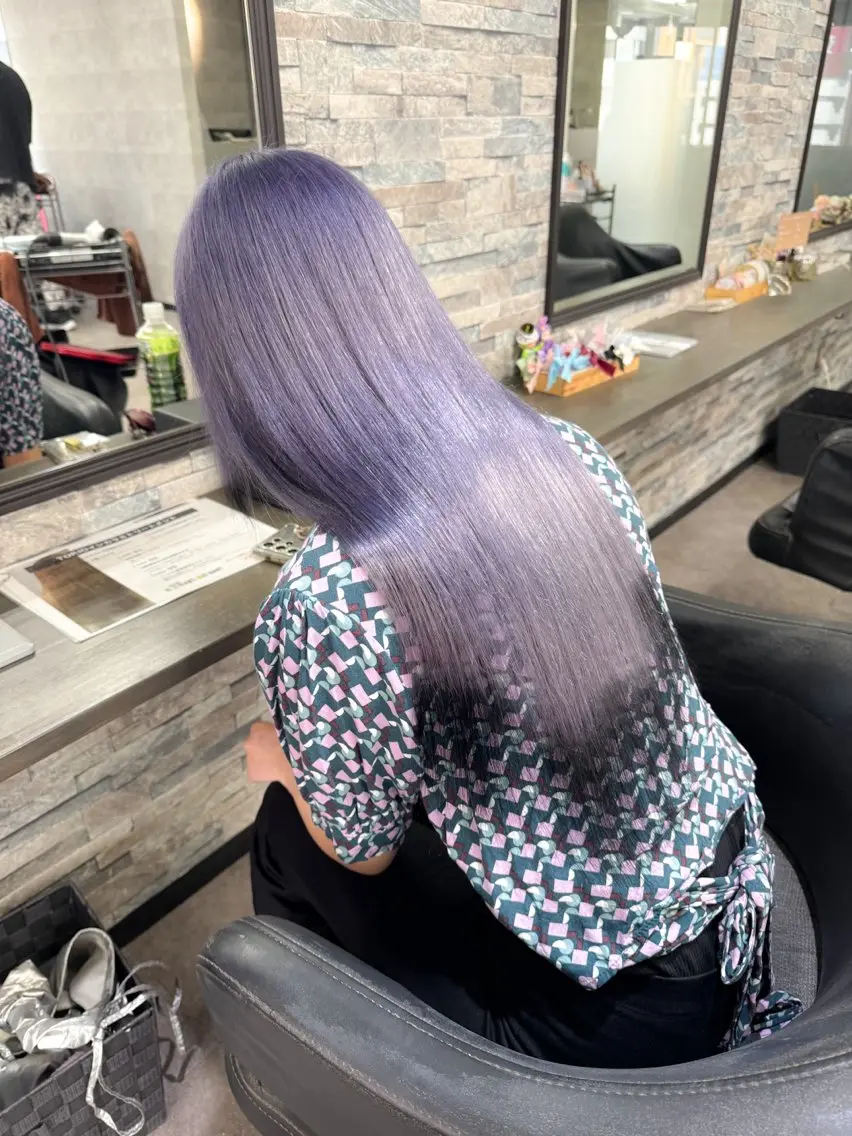 ロング カラー ヘアカラー トリートメント ハイトーンエクステ 🎩カズキ🎩のヘアスタイル