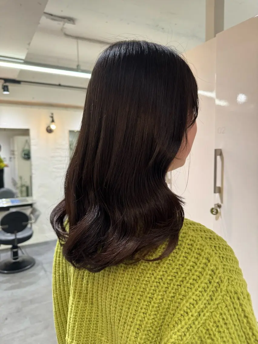 セミロング カット ヘアカラー トリートメント 赤み無し柔らかカラー 【梅田】madokaのヘアスタイル