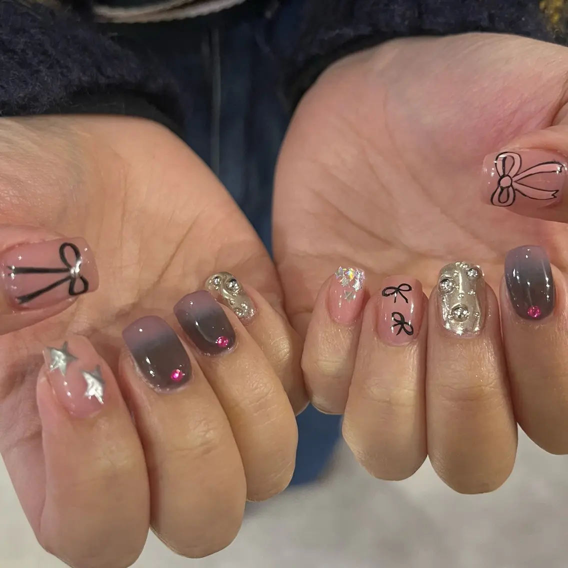 ネイル ハンドネイル 🪐富島彩夏 /海外nail🪐のネイルデザイン