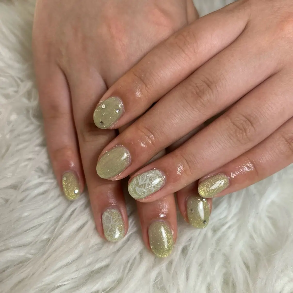 ネイル ハンドネイル フットネイル LAVISH sakiのネイルデザイン
