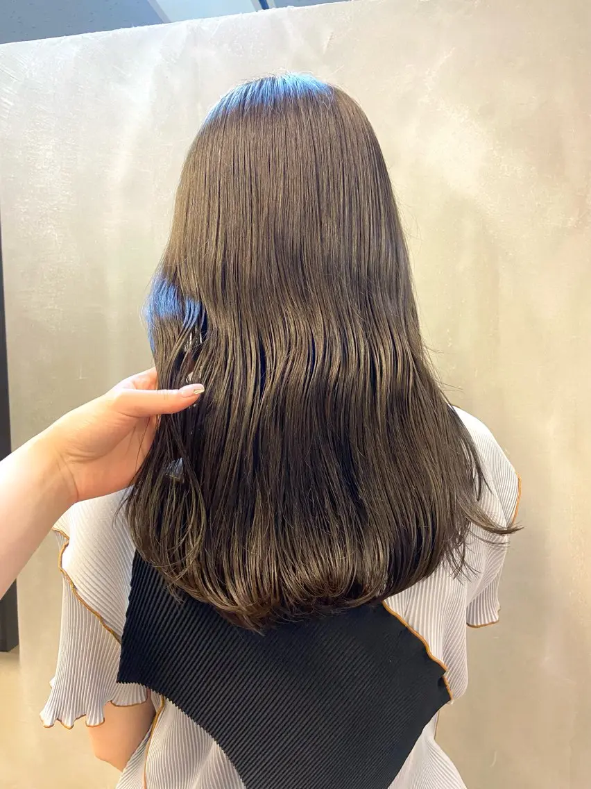 セミロング カラー ベージュカラー ブリーチ 透明感カラー グレージュ ブリーチなしカラー カット ヘアカラー トリートメント mana/ブリーチ なし/ベージュ/暖色のヘアスタイル