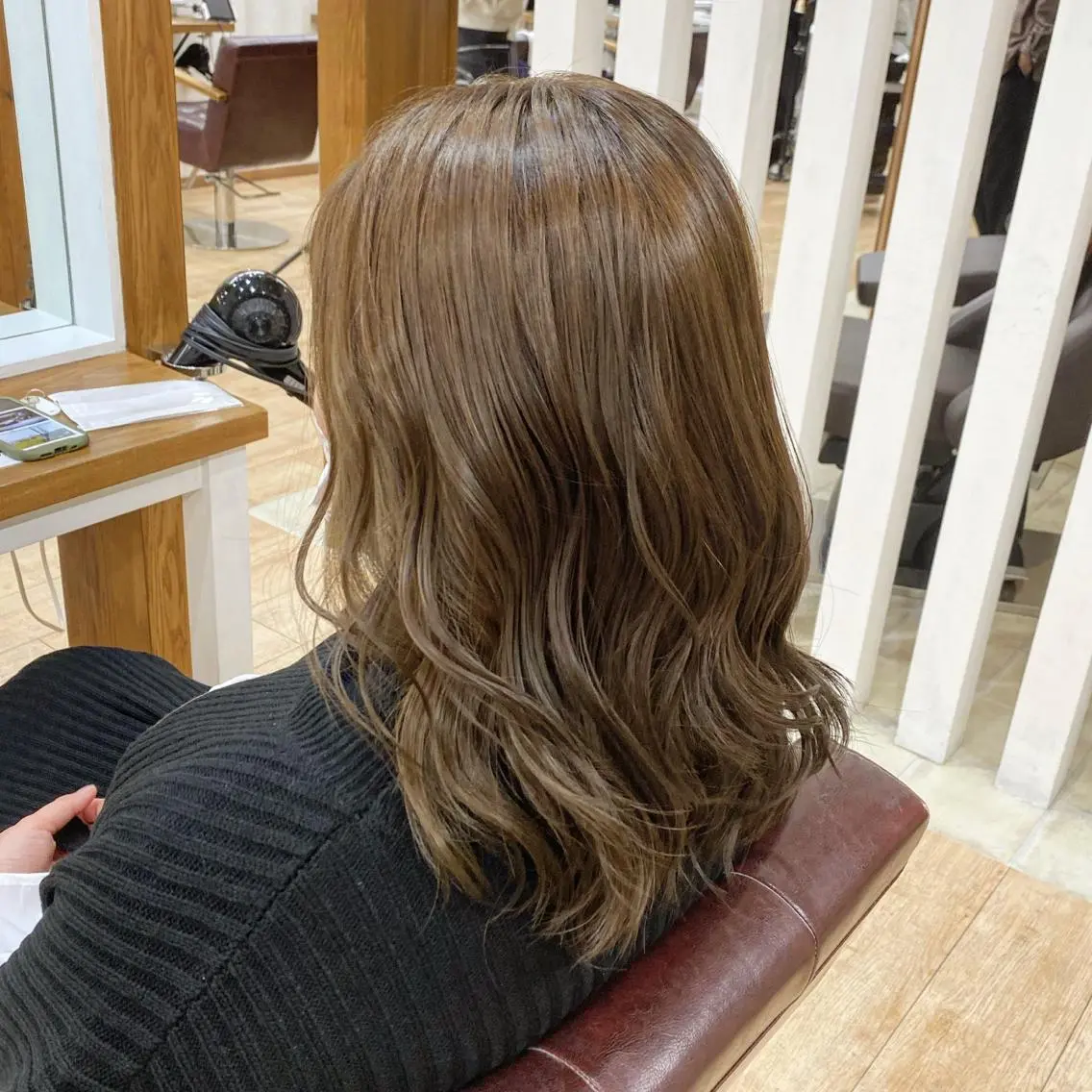 セミロング ハイライト 学生指名率No.1 YUTOのヘアスタイル