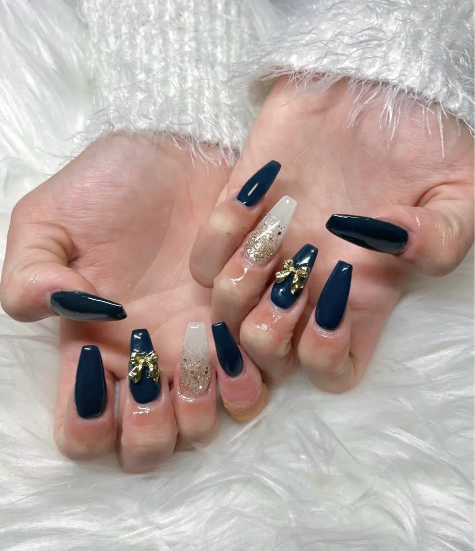 ネイル ネイビー ハンドネイル CHARME 🤎〔RINA〕のネイルデザイン