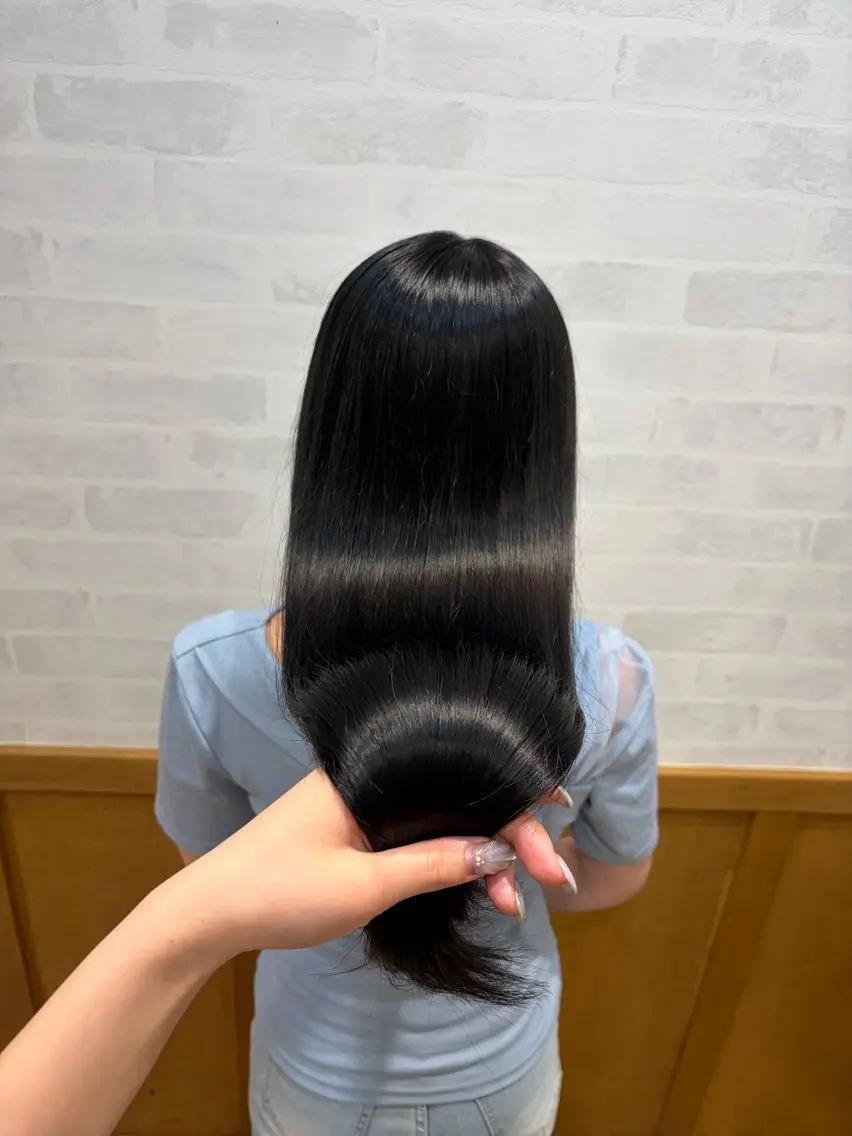 ロング カット トリートメント 向島 佳奈のヘアスタイル