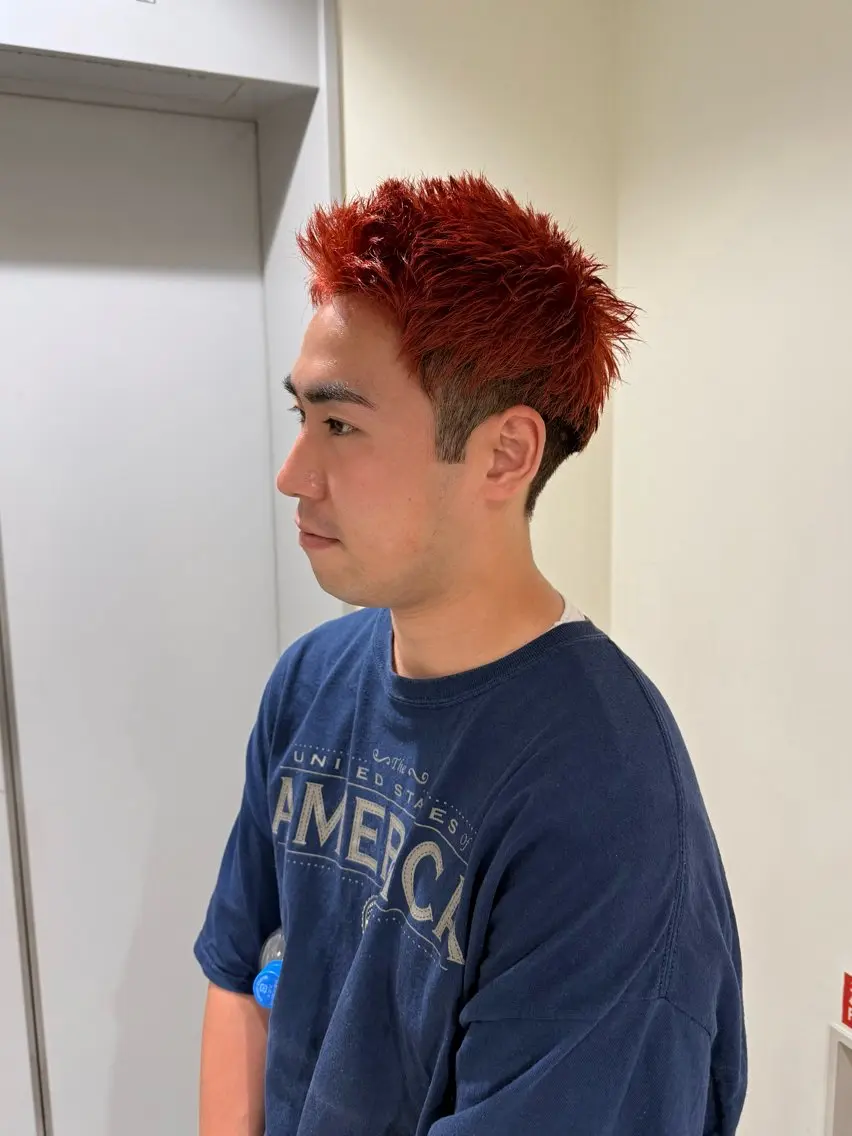 ショート カラー メンズ カット ヘアカラー トリートメント ハイトーンレイヤー 顔まわりSOTAのヘアスタイル
