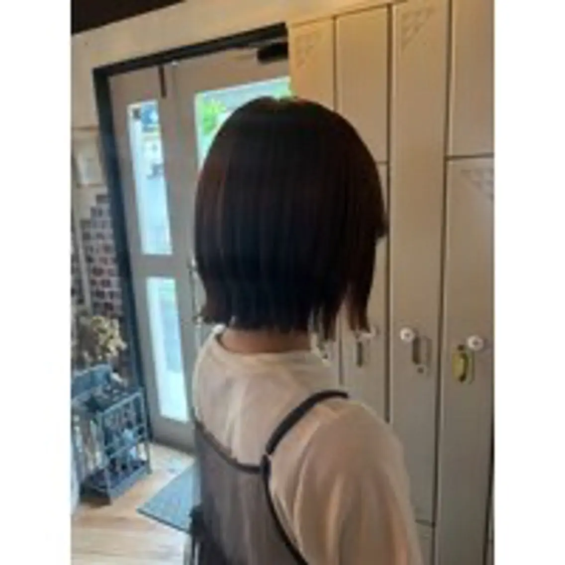 ミディアム カット ヘアカラー 高口 小春のヘアスタイル
