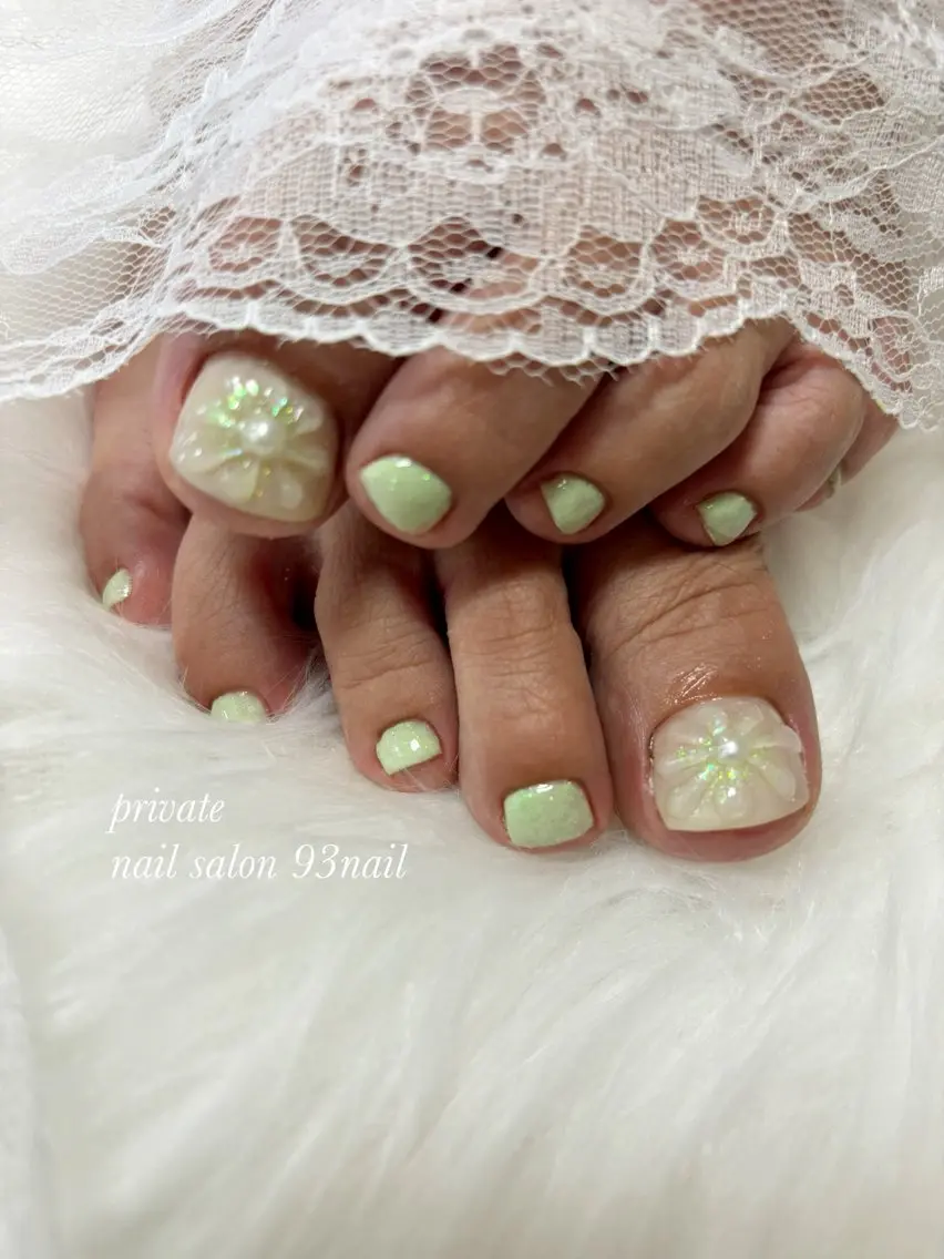 ネイル フットネイル 93 nailのネイルデザイン