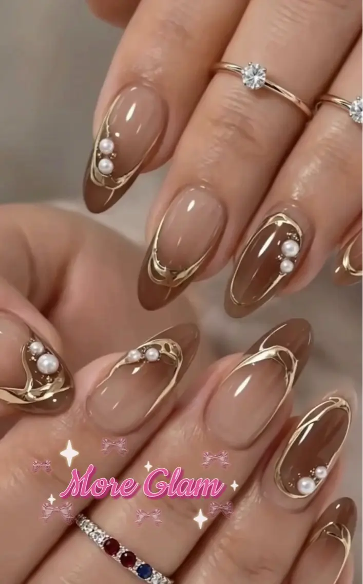 ネイル ジェルネイル 半崎 奈美のネイルデザイン