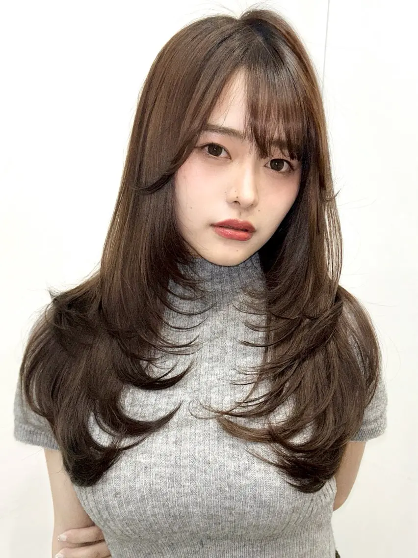 ロング 髪質改善 韓国風ヘア レイヤーカット カット ヘアカラー トリートメント ヘアサロンelyts 表参道店のヘアスタイル