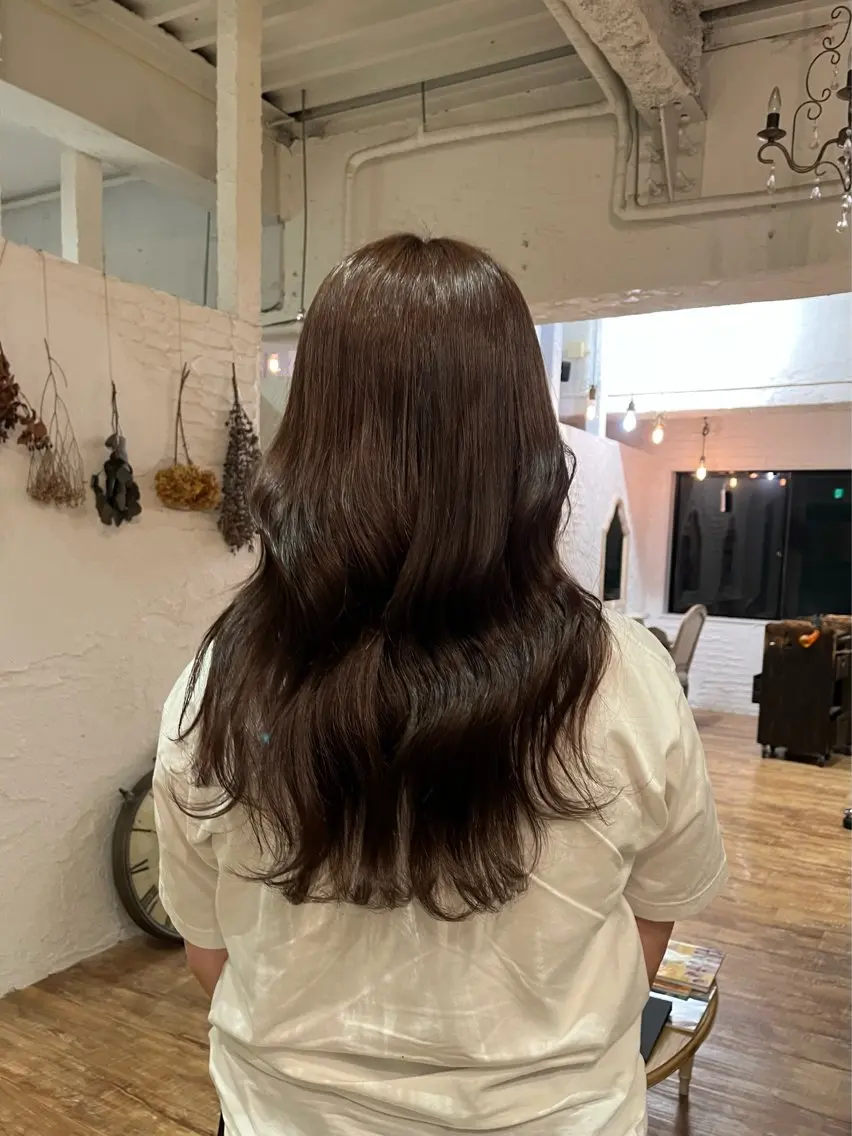 カラー ブラウンカラー 石澤 萌茄のヘアスタイル