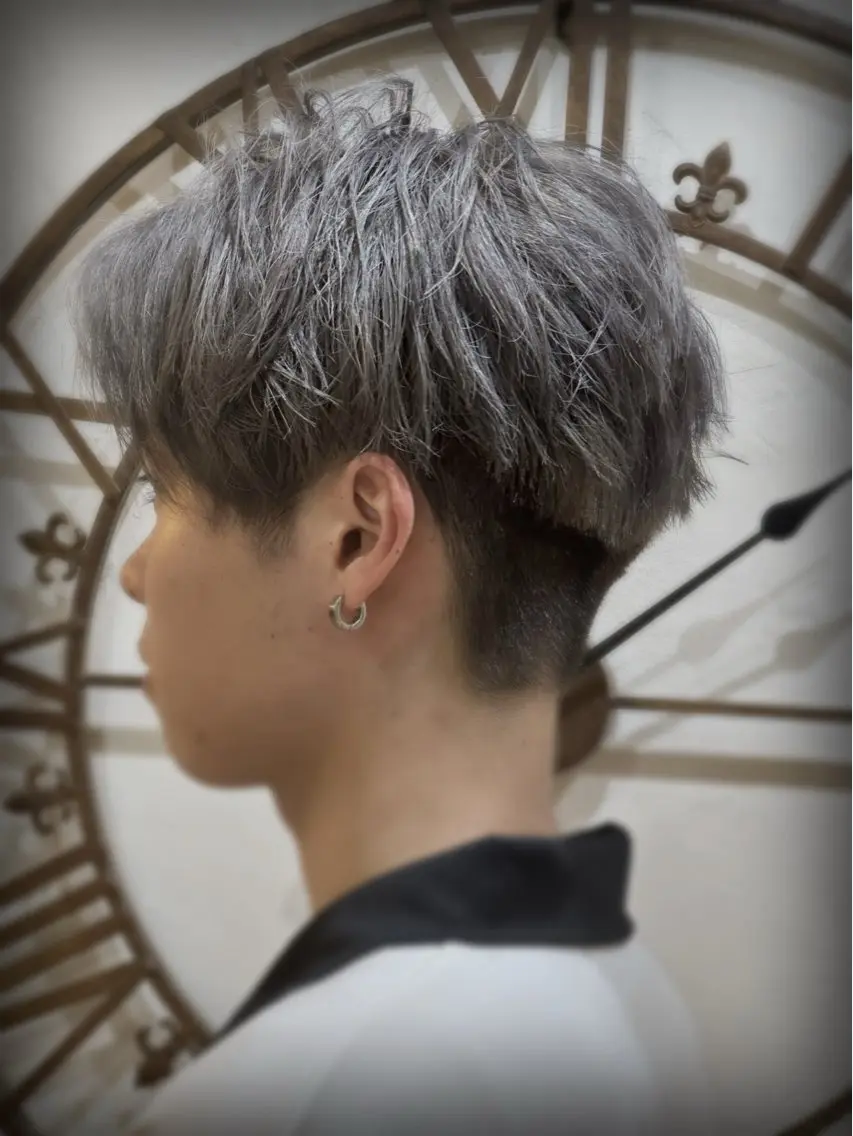 カラー メンズ カット ヘアカラー トリートメント スパイキー/ ピンパーマ/緑川雄也のヘアスタイル