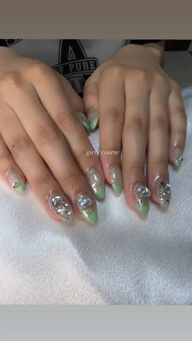 ミディアム ハンドネイル soin.nail aiのネイルデザイン