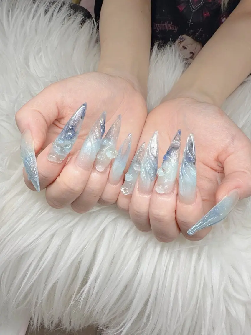 ネイル Lee Nailsのネイルデザイン