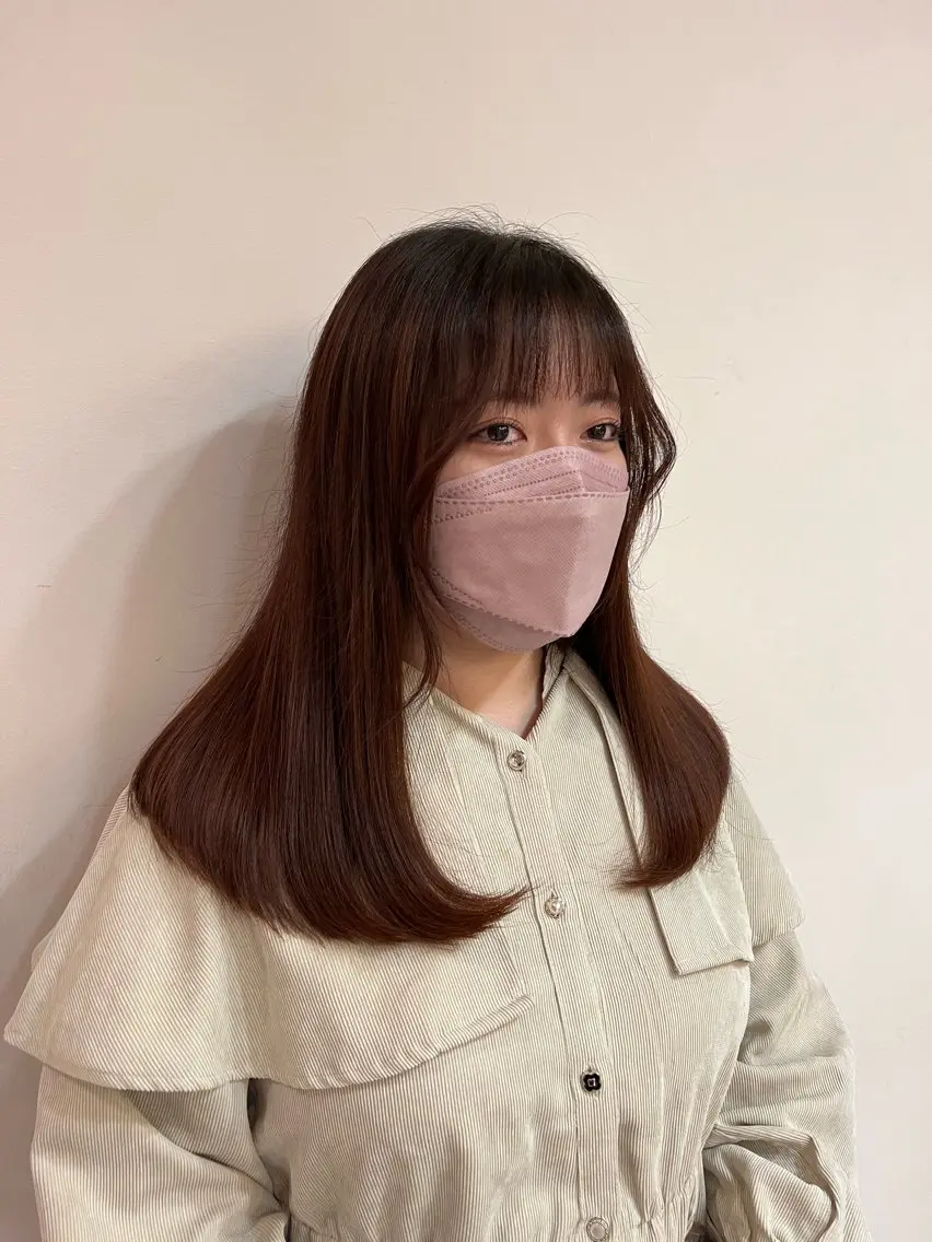 セミロング カット 𝒩𝑜𝓃𝑜 / lenahcARIAのヘアスタイル